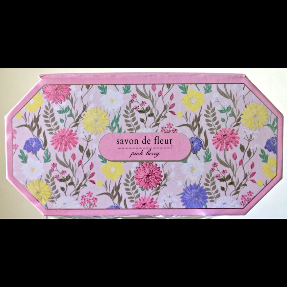 CST COMMONWEALTH SOAPS TOILETRIES PINK BERRY BAR NEW
